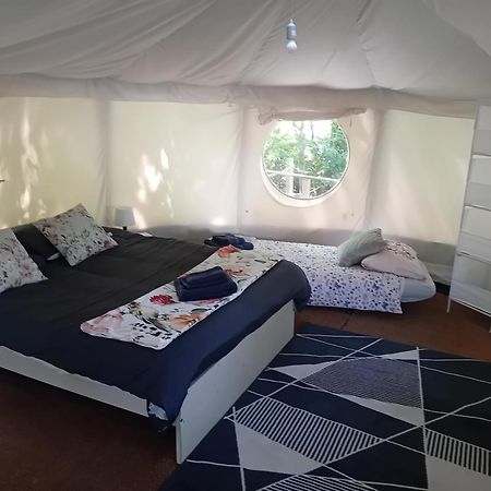 ホテル Luxury Glamping @Moulin Des Forges Moutier-Malcard エクステリア 写真