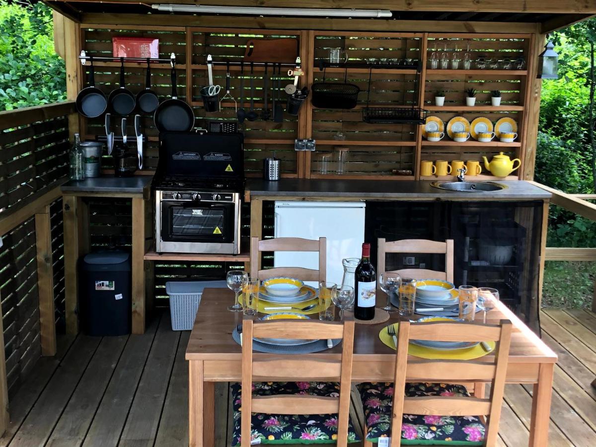 ホテル Luxury Glamping @Moulin Des Forges Moutier-Malcard エクステリア 写真