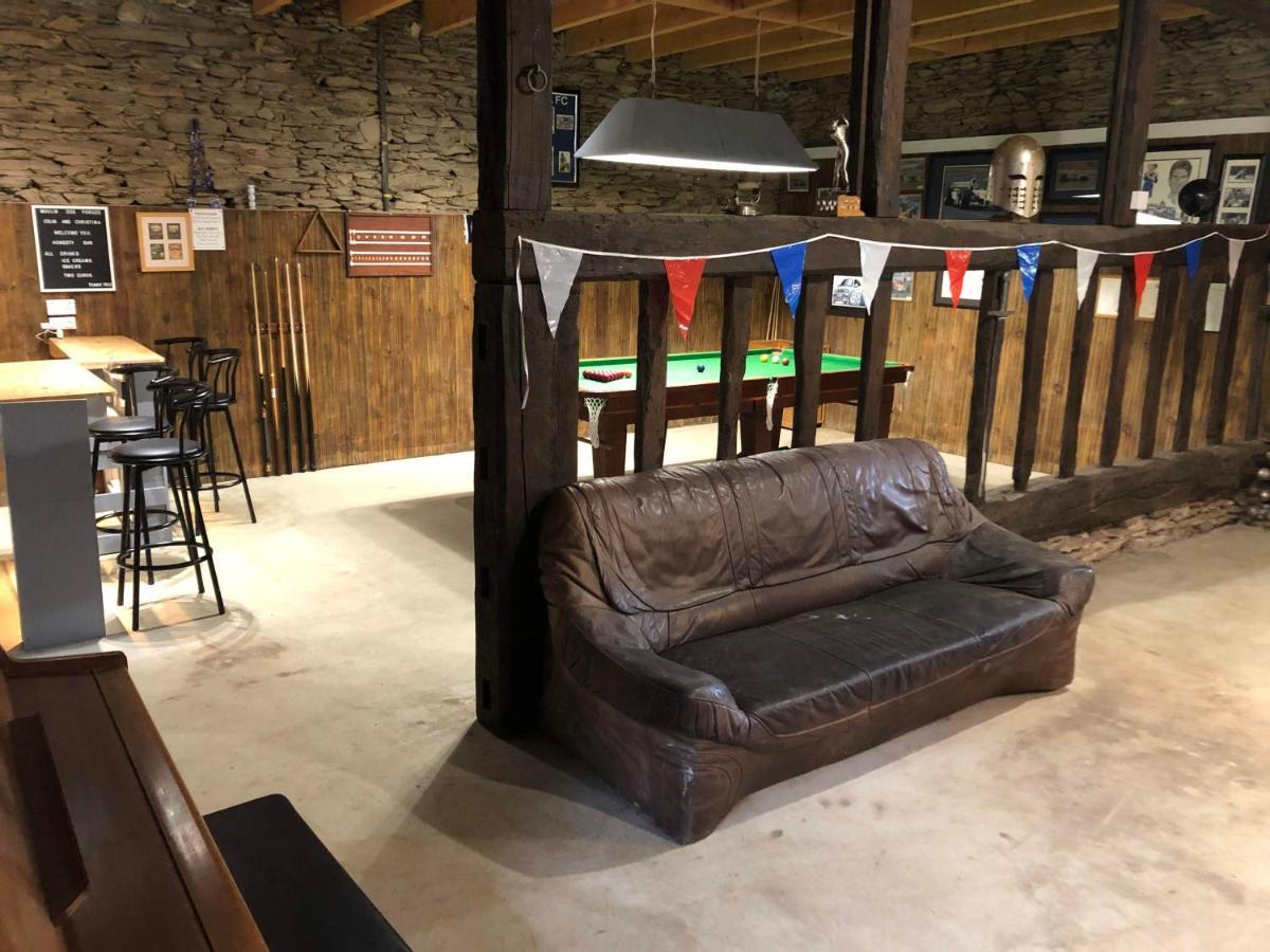 ホテル Luxury Glamping @Moulin Des Forges Moutier-Malcard エクステリア 写真